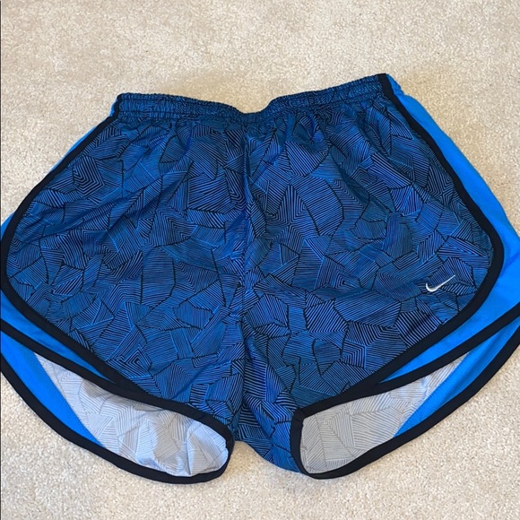 Blue patterned Nike shorts. - Picture 1 of 4